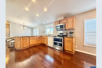 1863 Inland Wy, Springfield, OR 97477 - Photo 15