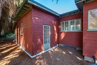 2635 NE Seavy Pl, Corvallis, OR 97330 - Photo 37