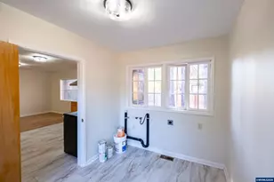 2635 NE Seavy Pl, Corvallis, OR 97330 - Photo 15