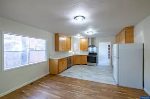 2635 NE Seavy Pl, Corvallis, OR 97330 - Photo 11