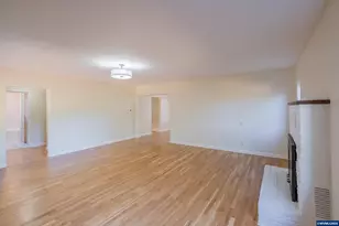 2635 NE Seavy Pl, Corvallis, OR 97330 - Photo 9