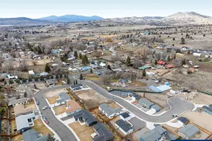 5620 Edith Wy, Klamath Falls, OR 97603 - Photo 5