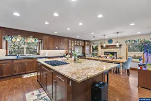 1468 E Burnett St, Stayton, OR 97383 - Photo 15