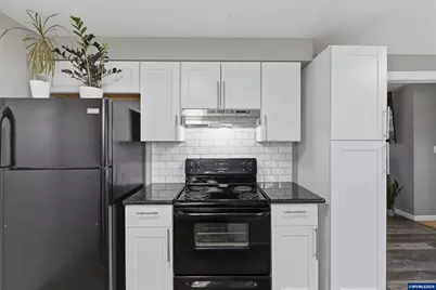 2860 NE Lancaster St, Corvallis, OR 97330 - Photo 13