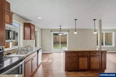 1542 Barnes Av SE, Salem, OR 97306 - Photo 11