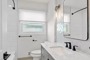 1093 Icel (A - B) Ct NE, Salem, OR 97301 - Photo 19