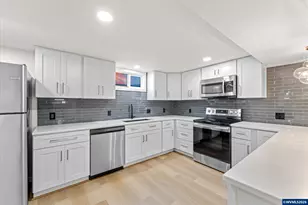 1093 Icel (A - B) Ct NE, Salem, OR 97301 - Photo 29