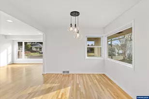 1093 Icel (A - B) Ct NE, Salem, OR 97301 - Photo 17