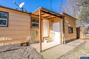 672 Catterlin Ave. NE, Salem, OR 97301 - Photo 15