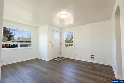 672 Catterlin Av NE, Salem, OR 97301 - Photo 7