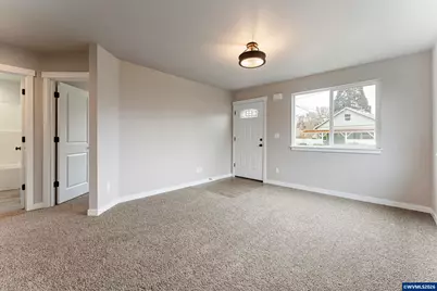 5373 Faith Av NE, Salem, OR 97305 - Photo 3