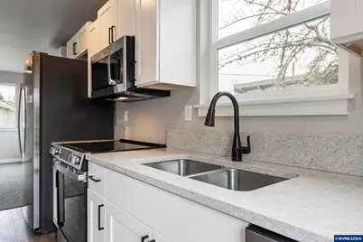 5373 Faith Av NE, Salem, OR 97305 - Photo 7