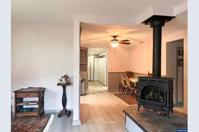 1304 Hawthorne St, Sweet Home, OR 97386 - Photo 17