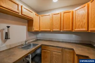 4555 Beth St NE, Salem, OR 97301 - Photo 39