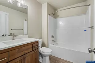 4025 Filbert Ave NE, Keizer, OR 97303 - Photo 15
