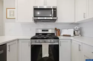 5424 49th Ave NE, Salem, OR 97305 - Photo 19