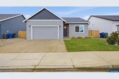 5424 49th Av, Salem, OR 97305 - Photo 1