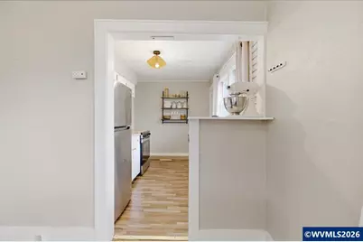 651 20th St NE, Salem, OR 97301 - Photo 15