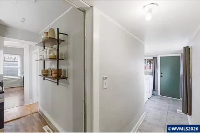 651 20th St NE, Salem, OR 97301 - Photo 31