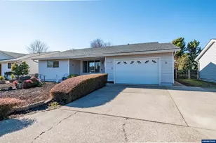 309 S Columbia Dr, Woodburn, OR 97071 - Photo 3