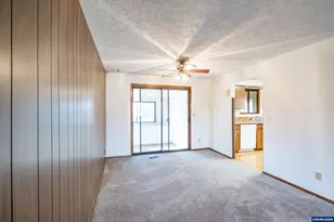 309 S Columbia Dr, Woodburn, OR 97071 - Photo 9