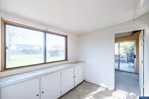 309 S Columbia Dr, Woodburn, OR 97071 - Photo 31