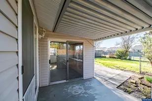 309 S Columbia Dr, Woodburn, OR 97071 - Photo 33