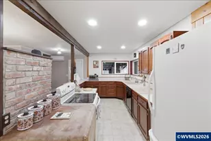 1115 Juniper St, Sweet Home, OR 97386 - Photo 17