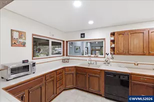 1115 Juniper St, Sweet Home, OR 97386 - Photo 13