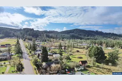 1182 43rd Av, Sweet Home, OR 97386 - Photo 3