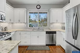 2592 Christina St NW, Salem, OR 97304 - Photo 13