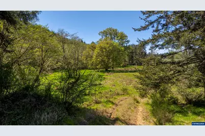 94101 North Way Ln, North Bend, OR 97459 - Photo 21