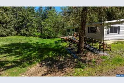 94101 North Way Ln, North Bend, OR 97459 - Photo 15