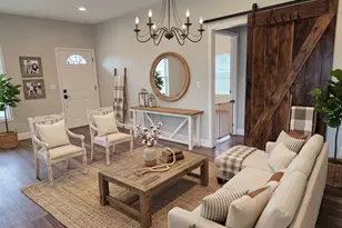 302 Jersey St, Silverton, OR 97381 - Photo 5