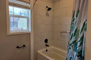 302 Jersey St, Silverton, OR 97381 - Photo 13