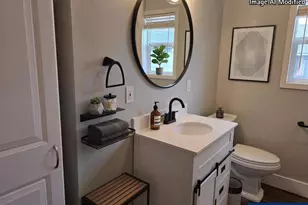 302 Jersey St, Silverton, OR 97381 - Photo 9