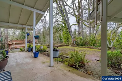 989 SW Hunter St, Dallas, OR 97338 - Photo 37