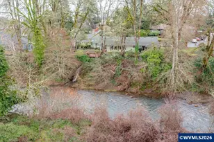 989 SW Hunter St, Dallas, OR 97338 - Photo 9