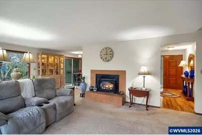 989 SW Hunter St, Dallas, OR 97338 - Photo 25