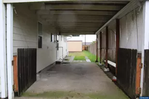 1935 Tudor Way SE Way, Albany, OR 97322 - Photo 15