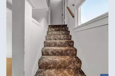 698 Grandview Av, Scotts Mills, OR 97375 - Photo 31