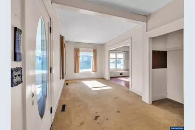 698 Grandview Av, Scotts Mills, OR 97375 - Photo 41