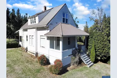 698 Grandview Av, Scotts Mills, OR 97375 - Photo 1