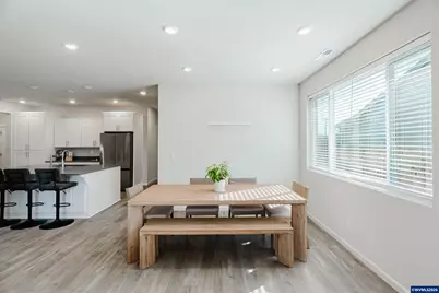 210 Walnut St, Mount Angel, OR 97362 - Photo 13