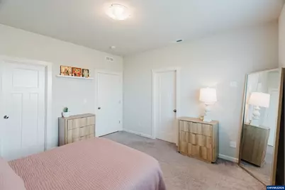 210 Walnut St, Mount Angel, OR 97362 - Photo 21