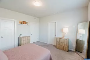 210 Walnut St, Mount Angel, OR 97362 - Photo 21