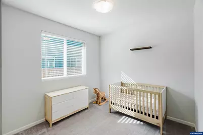 210 Walnut St, Mount Angel, OR 97362 - Photo 33