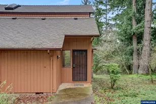 6683 Indian Springs Rd NE, Scotts Mills, OR 97375 - Photo 7