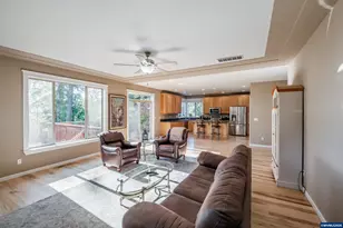 2697 Broadway St NW, Albany, OR 97321 - Photo 31