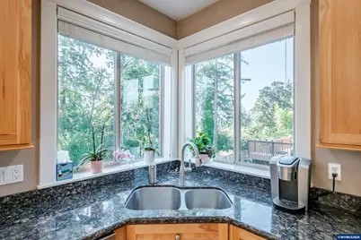 2697 Broadway St NW, Albany, OR 97321 - Photo 15